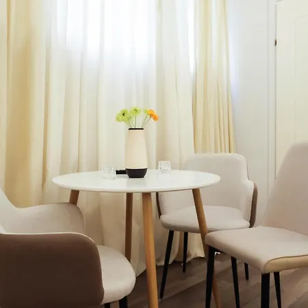 D2suite στα λαδάδικα * Thessaloniki